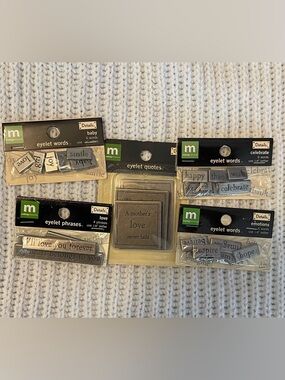 NEW Lot 5 Making Memories Details Metal Eyelet Words Phrases FAMILY CHILD BABY
